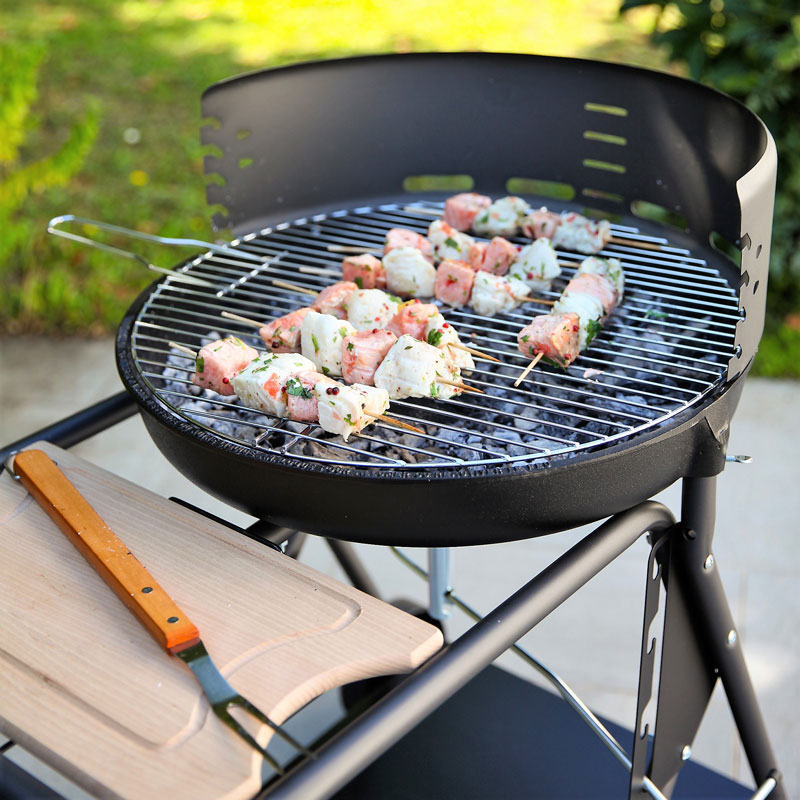 Brochettes de saumon et de cabillaud marinés aux agrumes