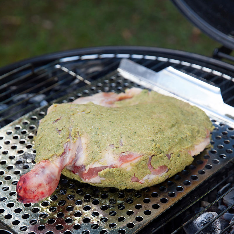 Épaule d’agneau aux herbes, pâte de coriandre, gingembre et cumin