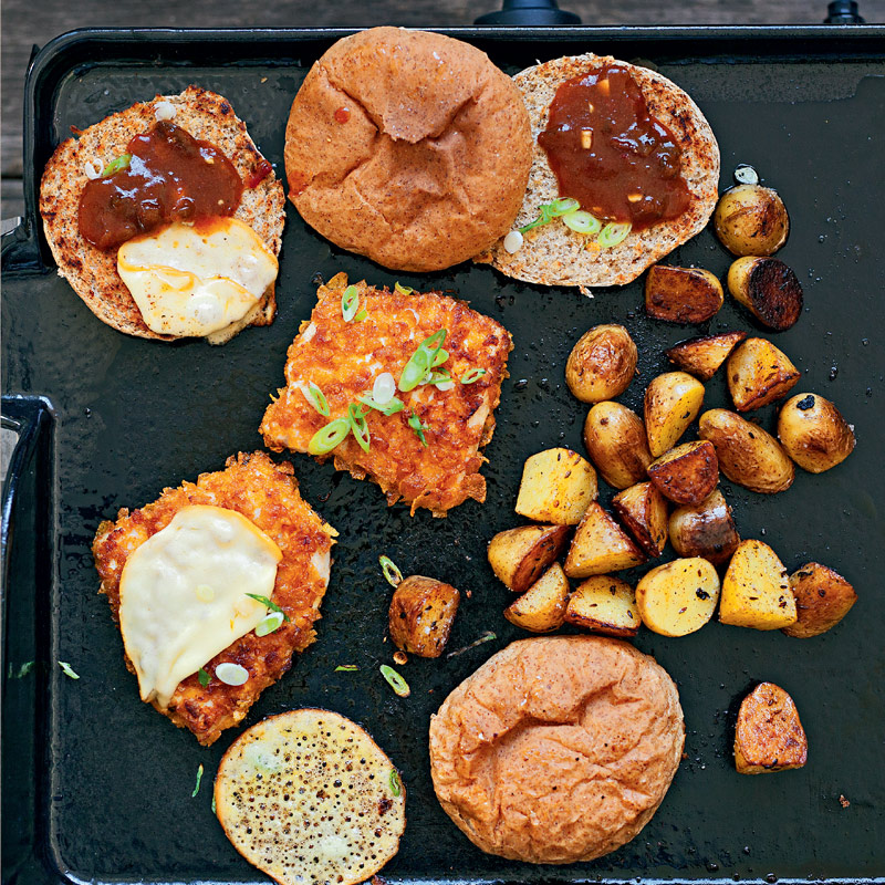 CHICKEN BURGER